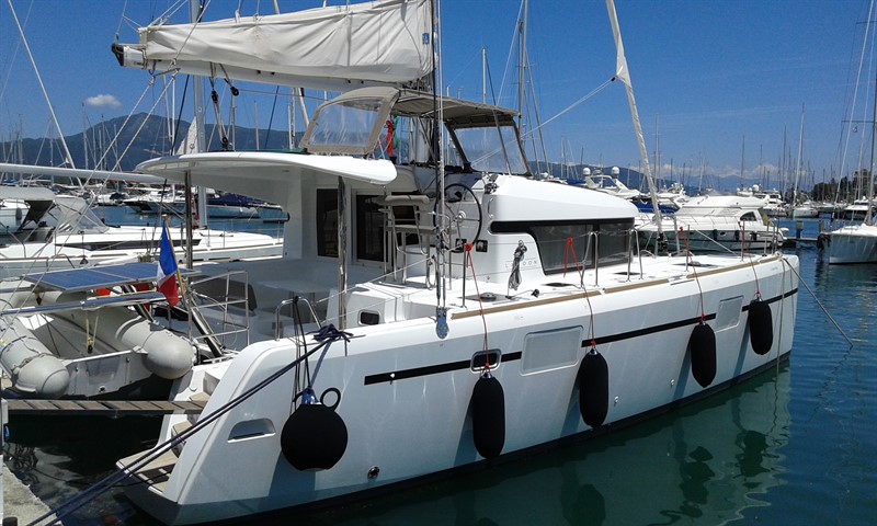 Photo #4 - Lagoon 39 - 4 + 2 cab. (Le Grand Bleu) en Corfou - 32419