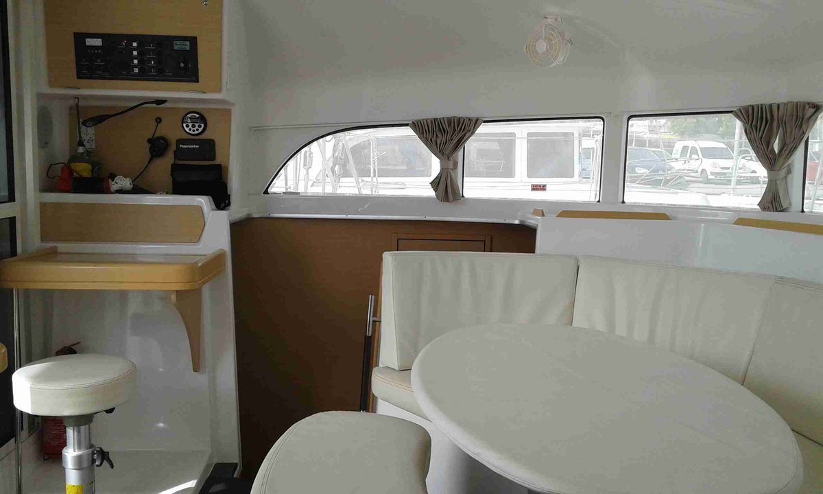 Photo #8 - Lagoon 380 S2 - 4 + 2 cab. (Pegasus) en Rhodes - 32435