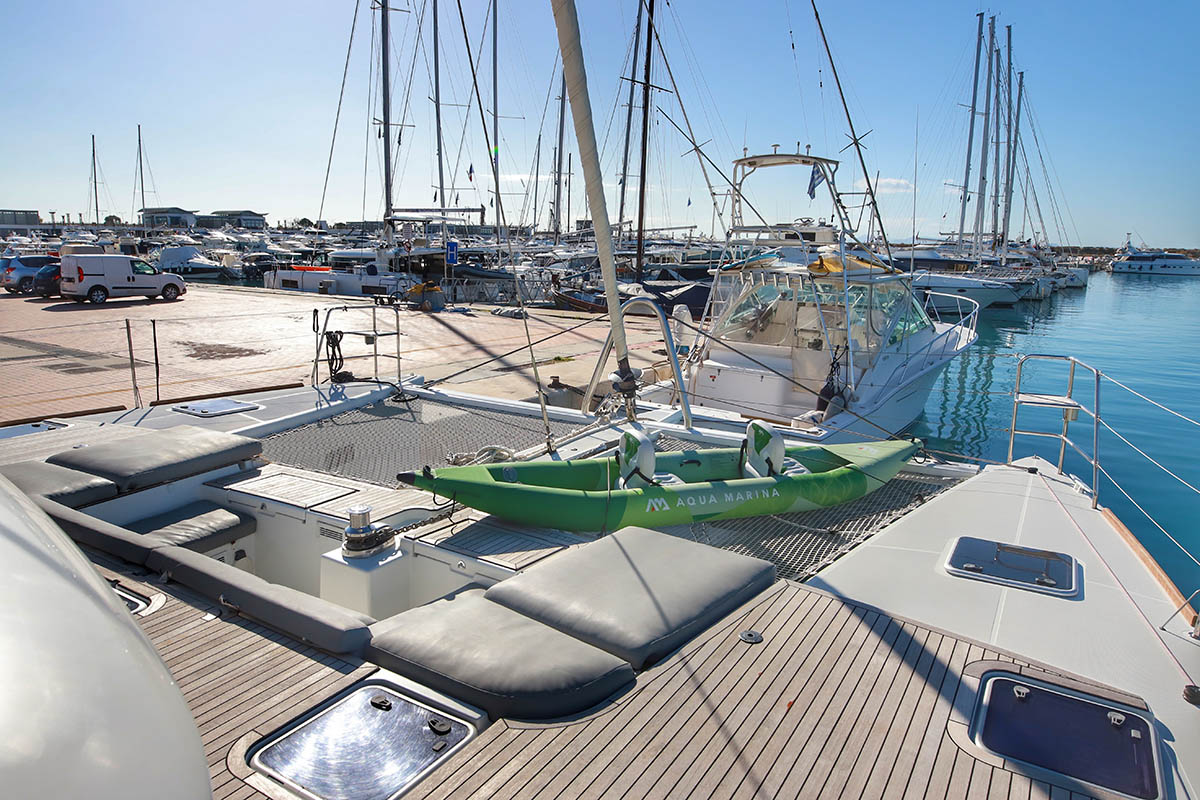 Photo #21 - Lagoon 560 S2 - 5 + 1 cab. (Starlight (Crewed)) en Elliniko - 32437