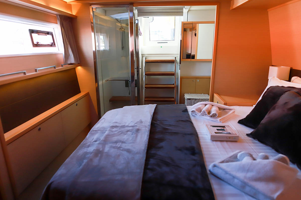 Photo #34 - Lagoon 560 S2 - 5 + 1 cab. (Starlight (Crewed)) en Elliniko - 32437