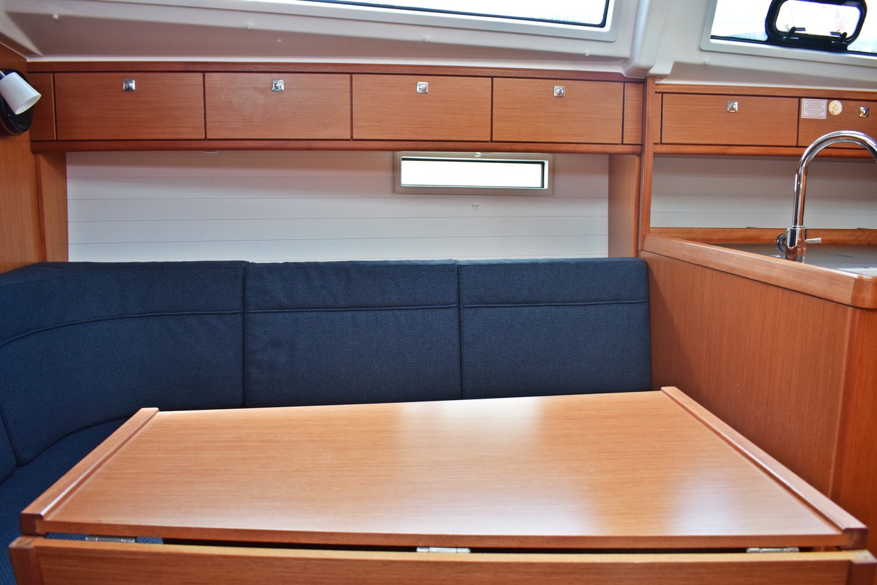 Photo #10 - Bavaria Cruiser 37 - 3 cab. (Zaklopatica) in Kastela - 32447