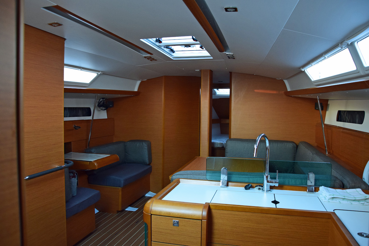 Photo #5 - Sun Odyssey 449 (Beaujolais) in Trogir - 32451