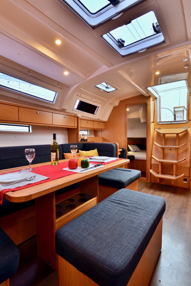 Photo #6 - Bavaria Cruiser 41 - 3 cab. (Stella) in Sibenik - 32463