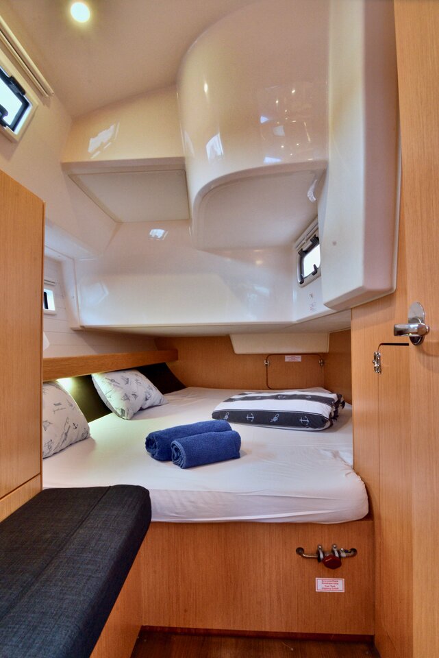 Photo #10 - Bavaria Cruiser 41 - 3 cab. (Stella) in Sibenik - 32463