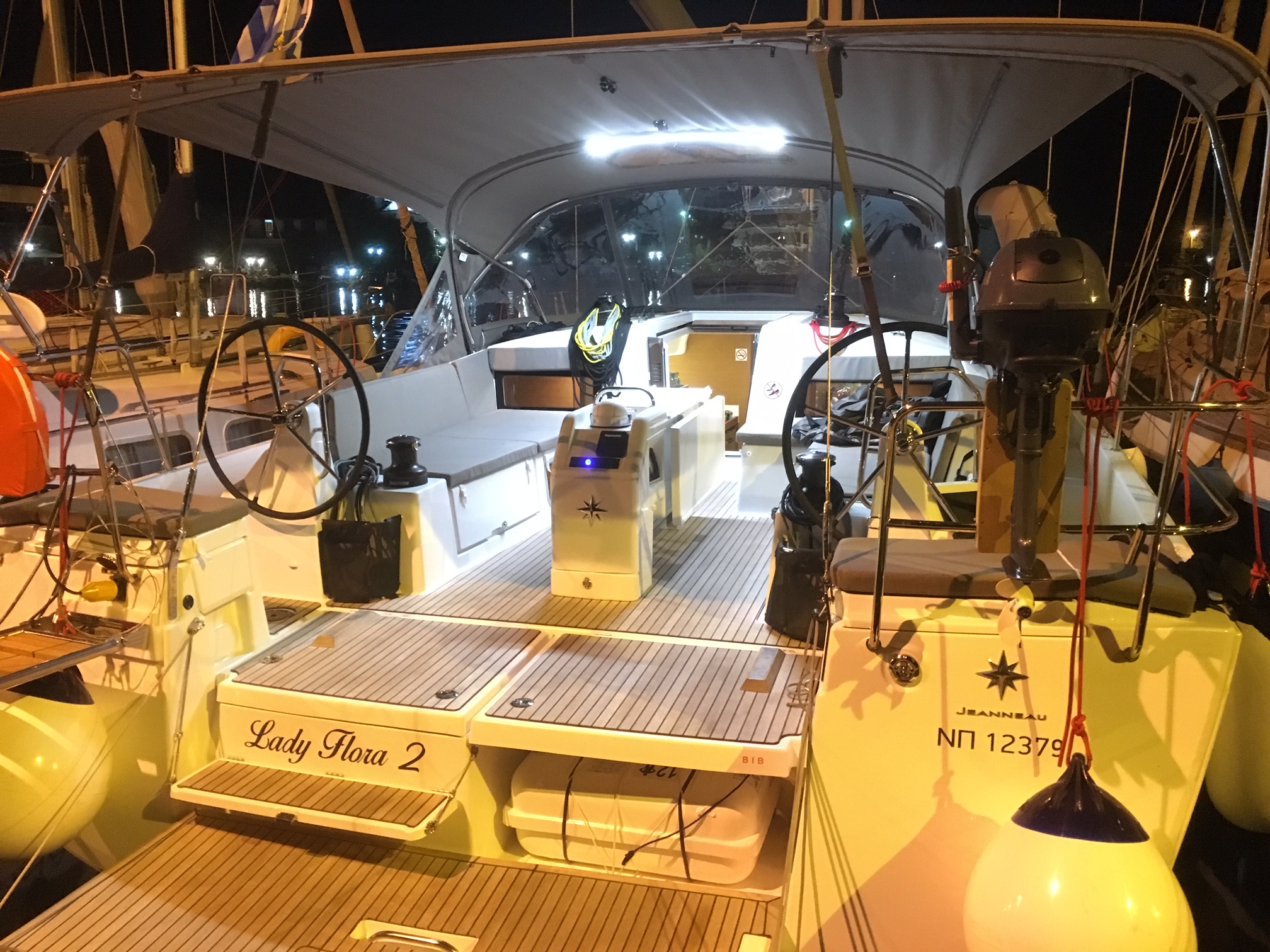 Photo #8 - Sun Odyssey 490 - 4 + 1 cab. (Lady Flora 2) in Lefkada - 32478