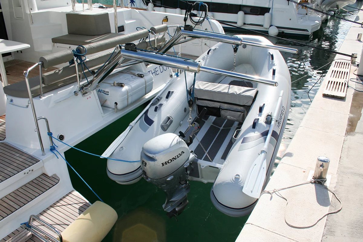 Lagoon 40 - 3 + 2 cab (The Dove)  - 30
