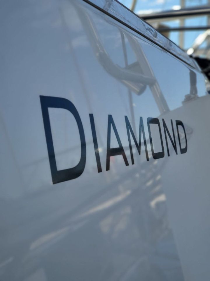 Diamond - 0