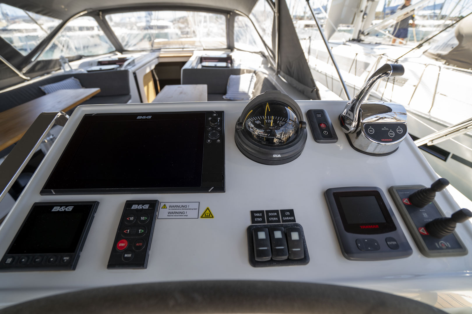 Photo #4 - Hanse 548 - 4 + 1 cab. (Mila Felice) en Trogir - 32555