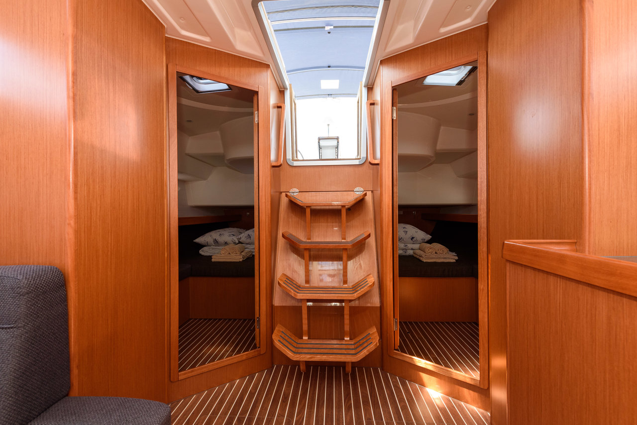 Photo #7 - Bavaria Cruiser 46 - 4 cab. (Factor X) en Trogir - 32600