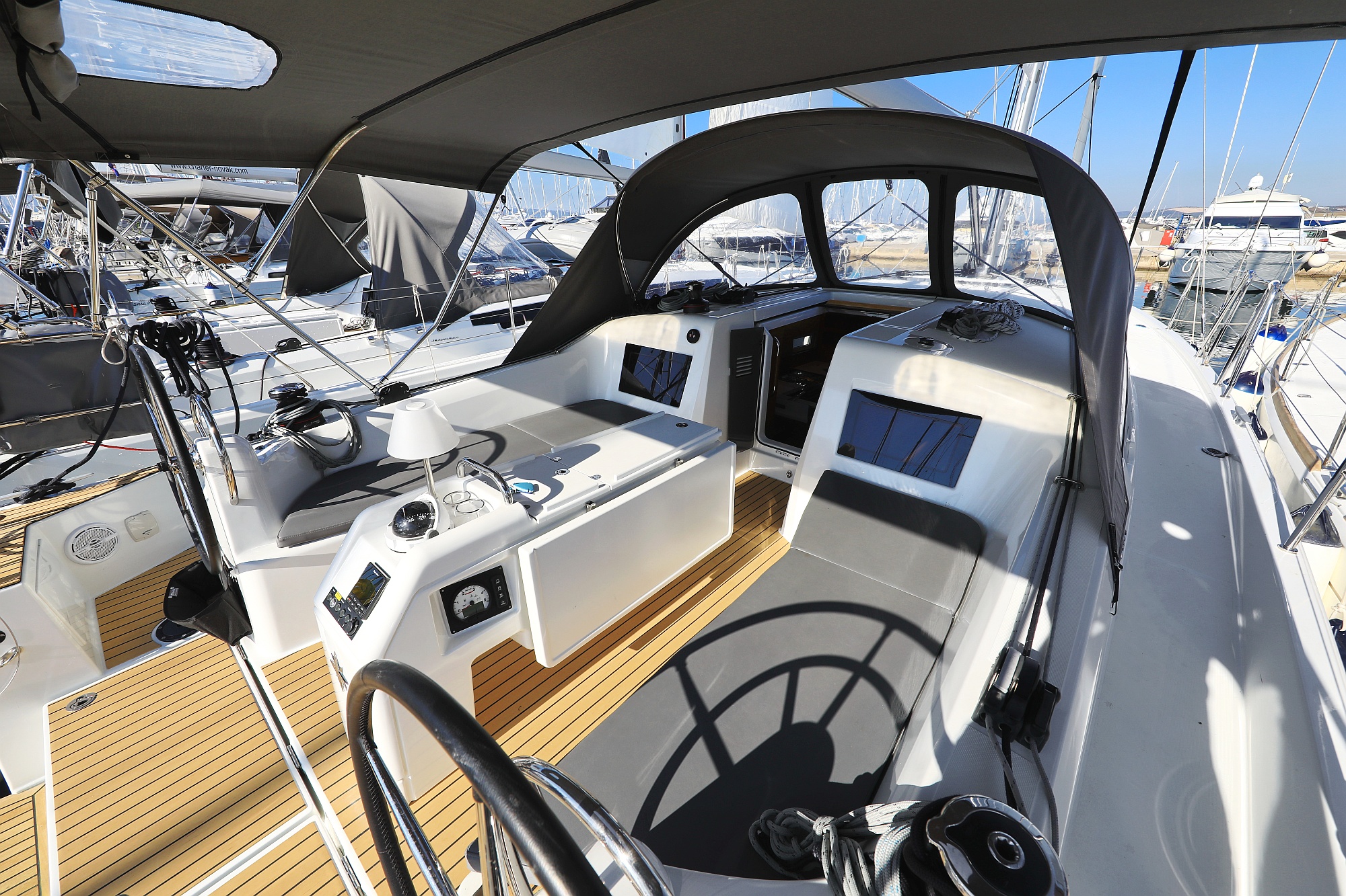 Photo #4 - Sun Odyssey 410 - 3 cab. (Diona) in Biograd - 32602