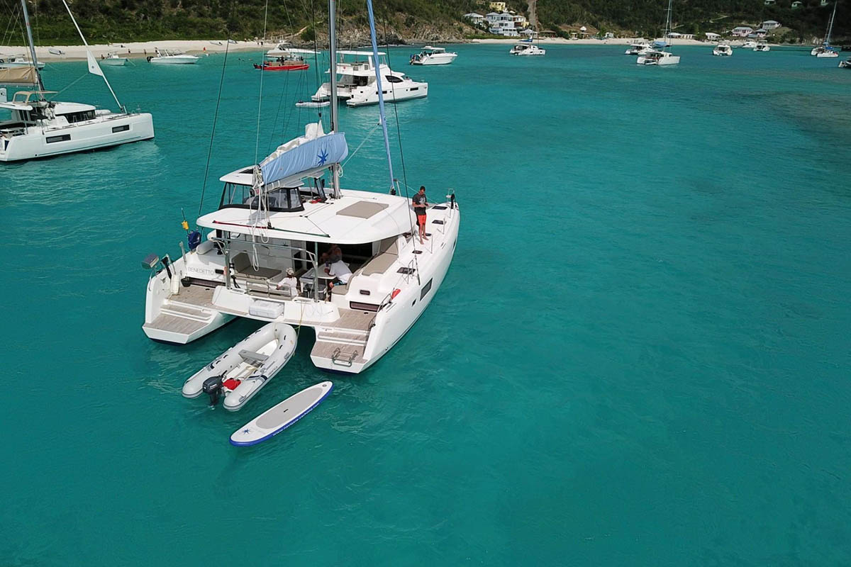Photo #4 - Lagoon 42 - 3 + 1 cab. (Benedetto) in Marsh Harbour - 32640