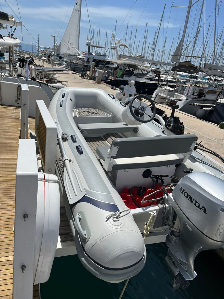 Photo #7 - Lagoon 52 - 5 + 2 cab. (Adriatic Star) en Split - 32653