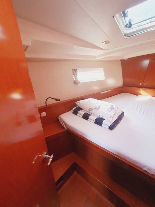Photo #10 - Oceanis 45 - 4 cab. (Mediterraneo) in Pula - 32656