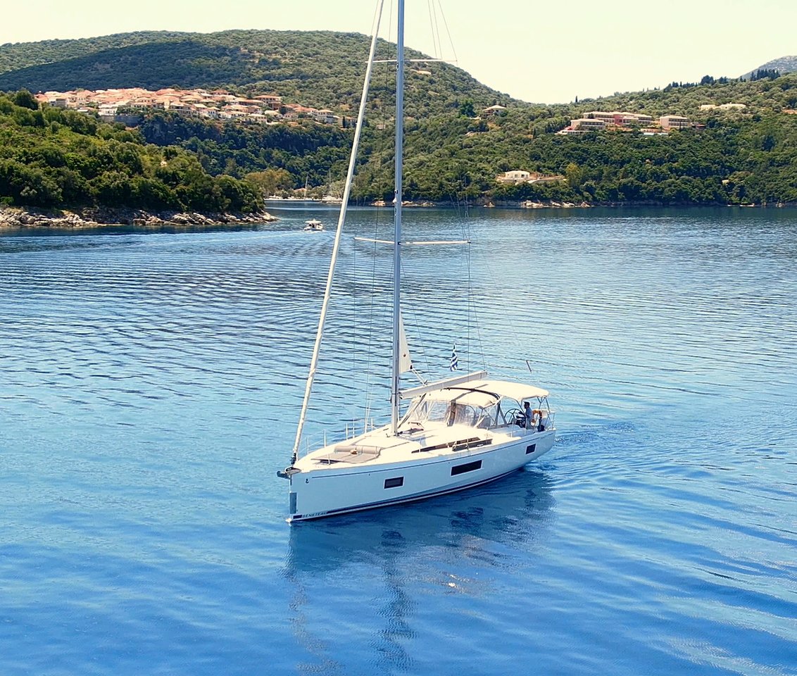 Photo #7 - Oceanis 51.1 - 5 + 1 cab. (Infinity) in Lefkada - 32677