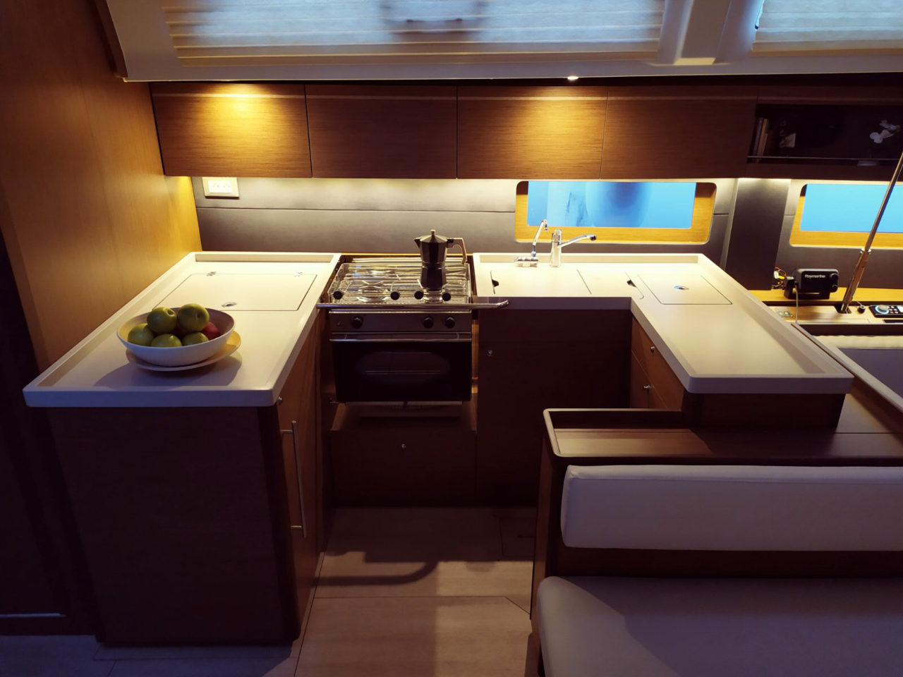 Photo #8 - Oceanis 51.1 - 5 + 1 cab. (Infinity) in Lefkada - 32677