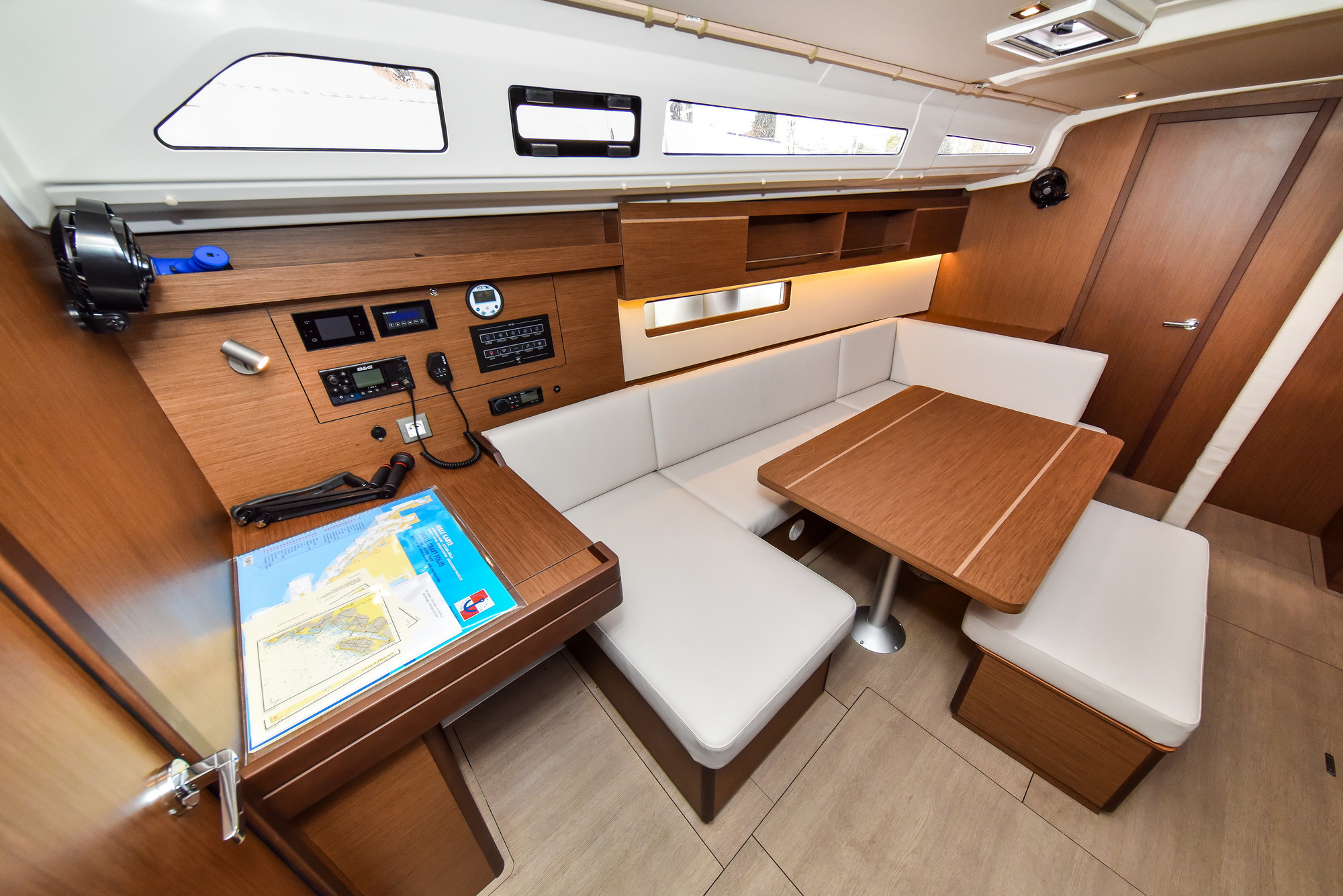 Photo #19 - Oceanis 40.1 - 3 cab. (Eylin) en Zadar - 32692