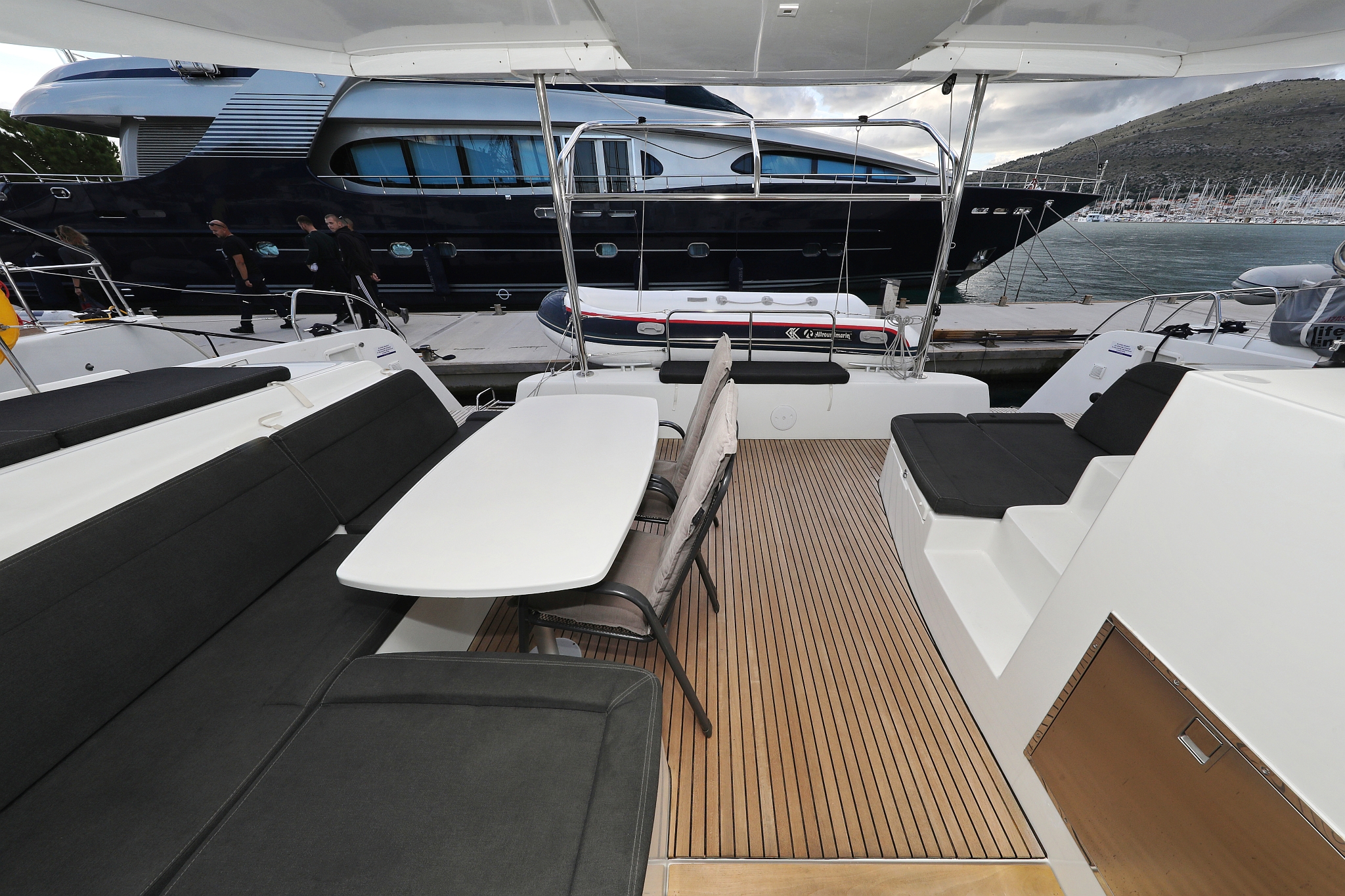 Photo #7 - Lagoon 42 - 4 + 2 cab. (Ocean Star) in Trogir - 32714