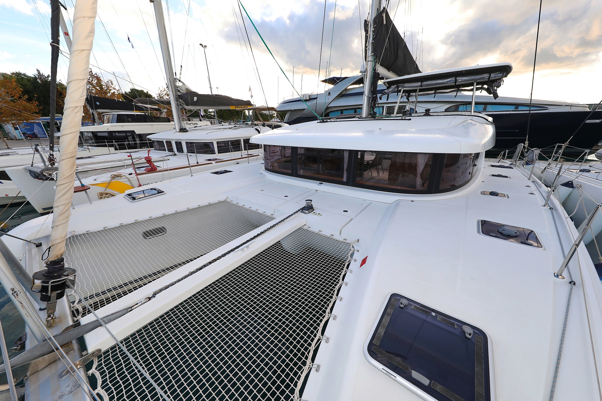Photo #12 - Lagoon 42 - 4 + 2 cab. (Ocean Star) in Trogir - 32714