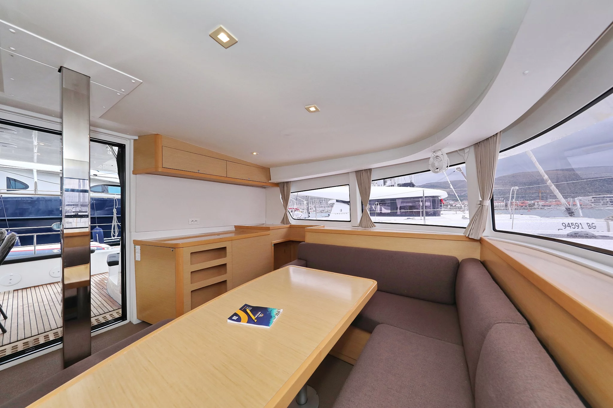 Lagoon 42 - 4 + 2 cab. (Ocean Star)  - 17