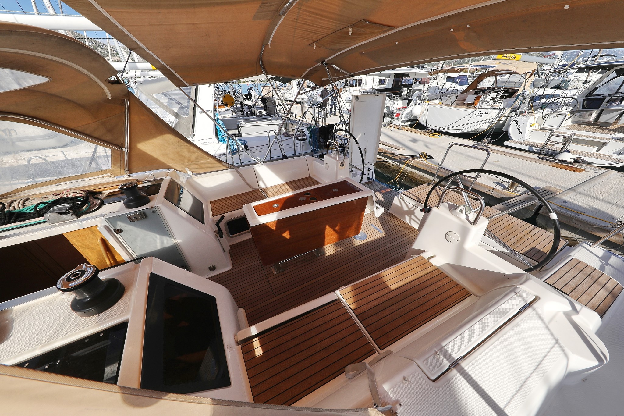 Photo #7 - Dufour 460 GL (Carina) in Trogir - 32718