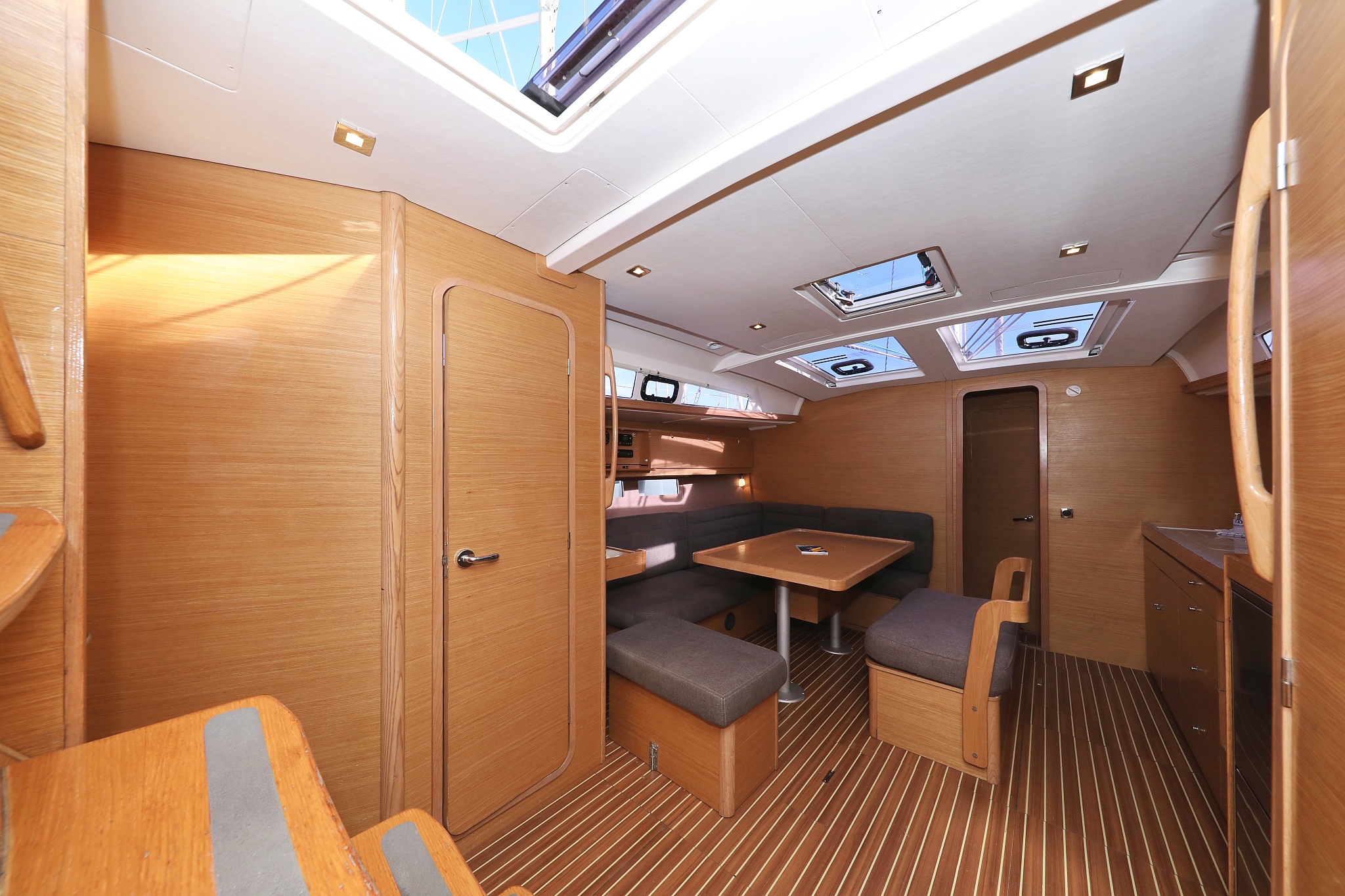 Photo #14 - Dufour 460 GL (Carina) in Trogir - 32718