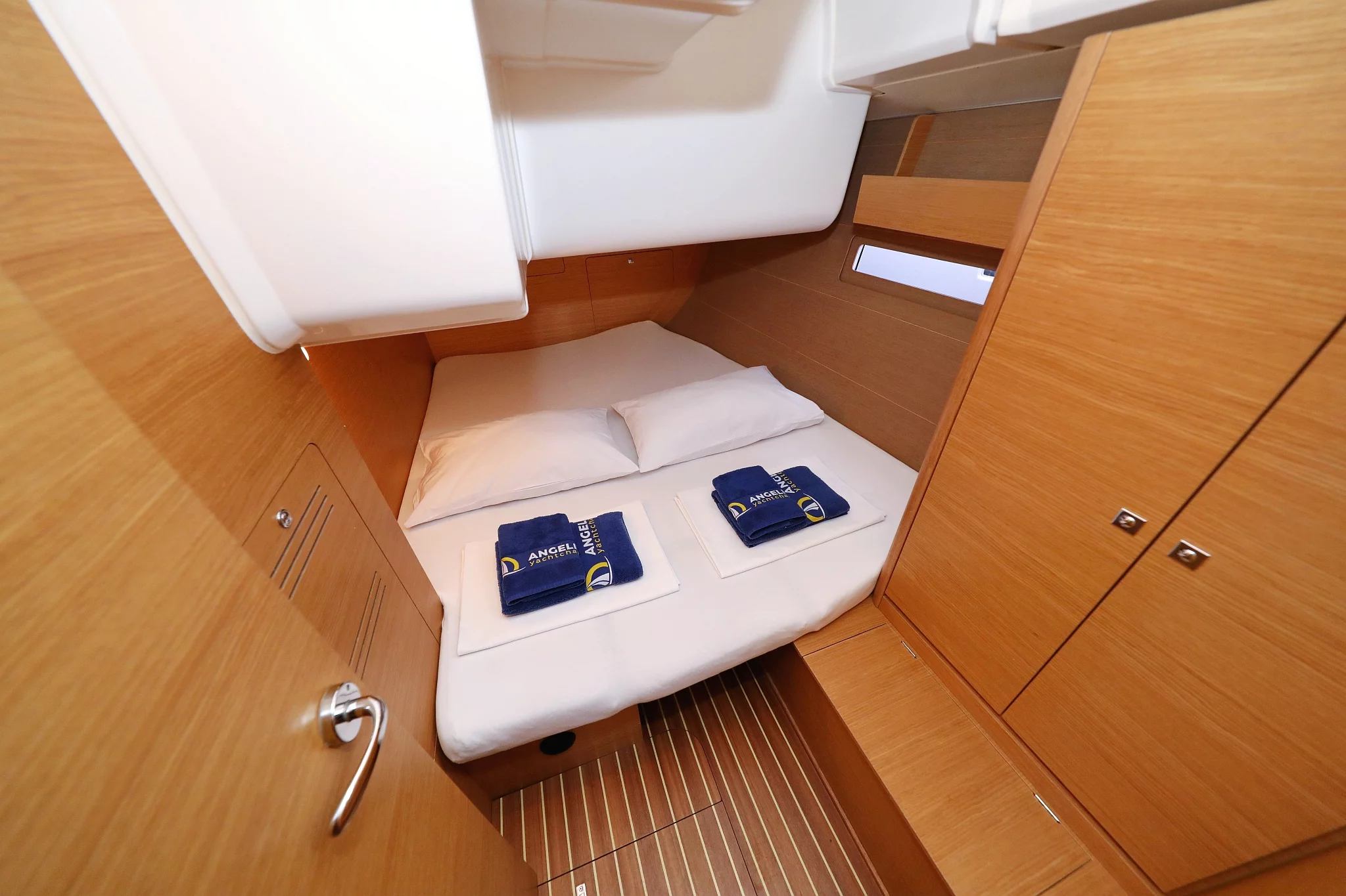Dufour 412 GL (Black Pearl)  - 24