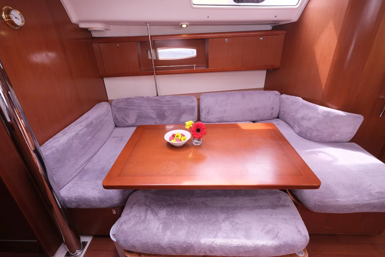 Oceanis 40 (Nar)  - 6