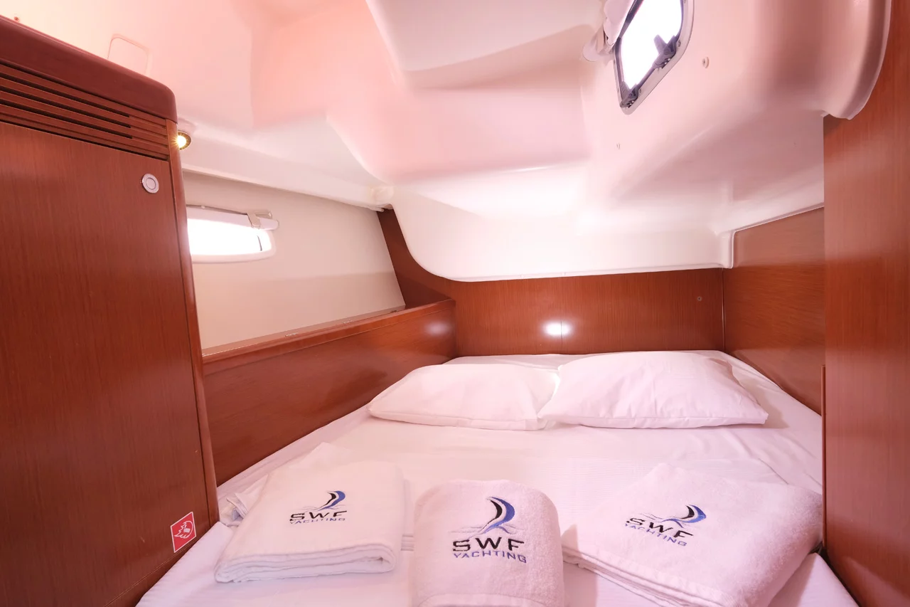 Oceanis 40 (Nar)  - 10