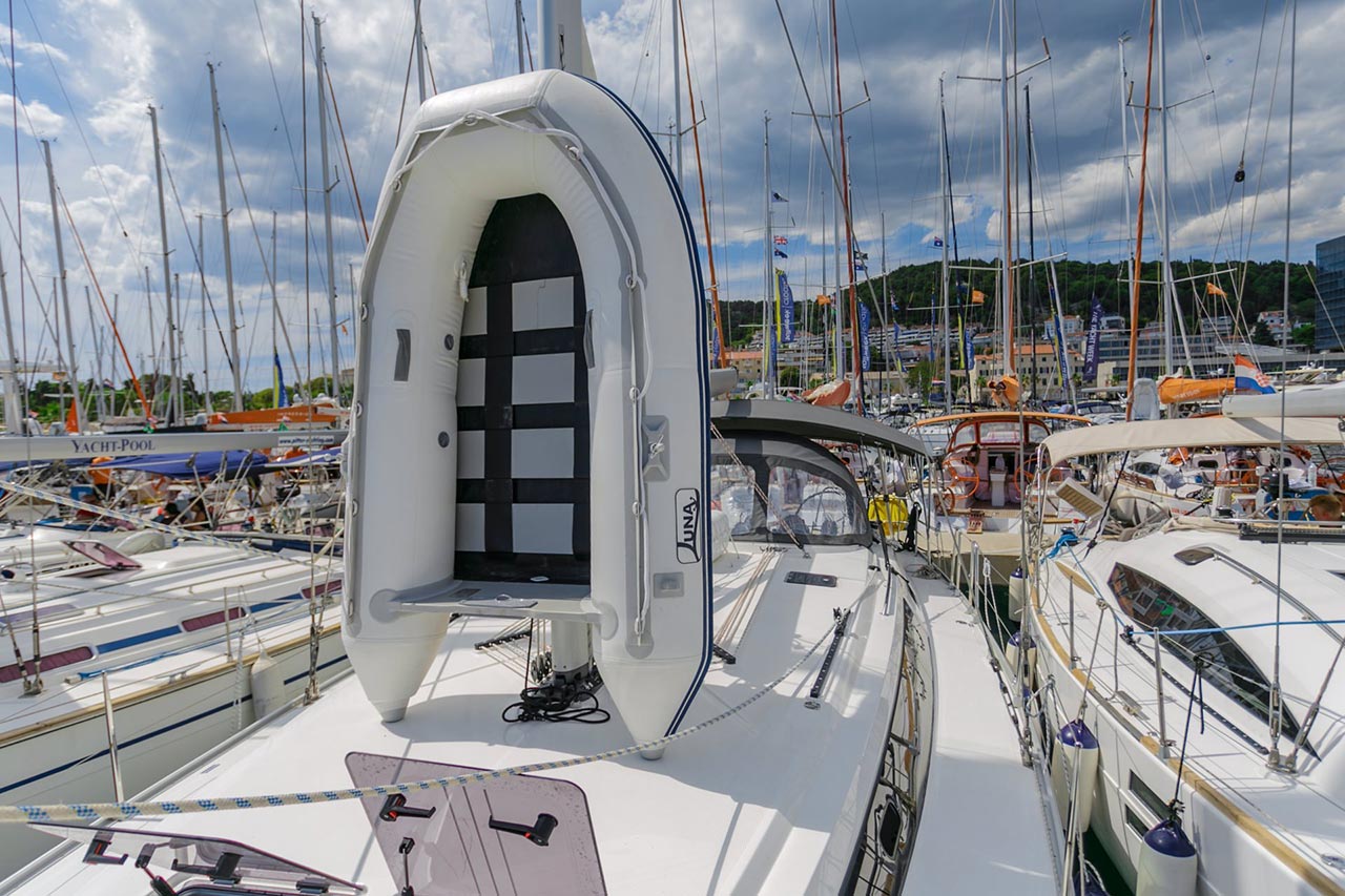 Photo #5 - Bavaria Cruiser 46 - 4 cab. (Lučija) in Split - 32732
