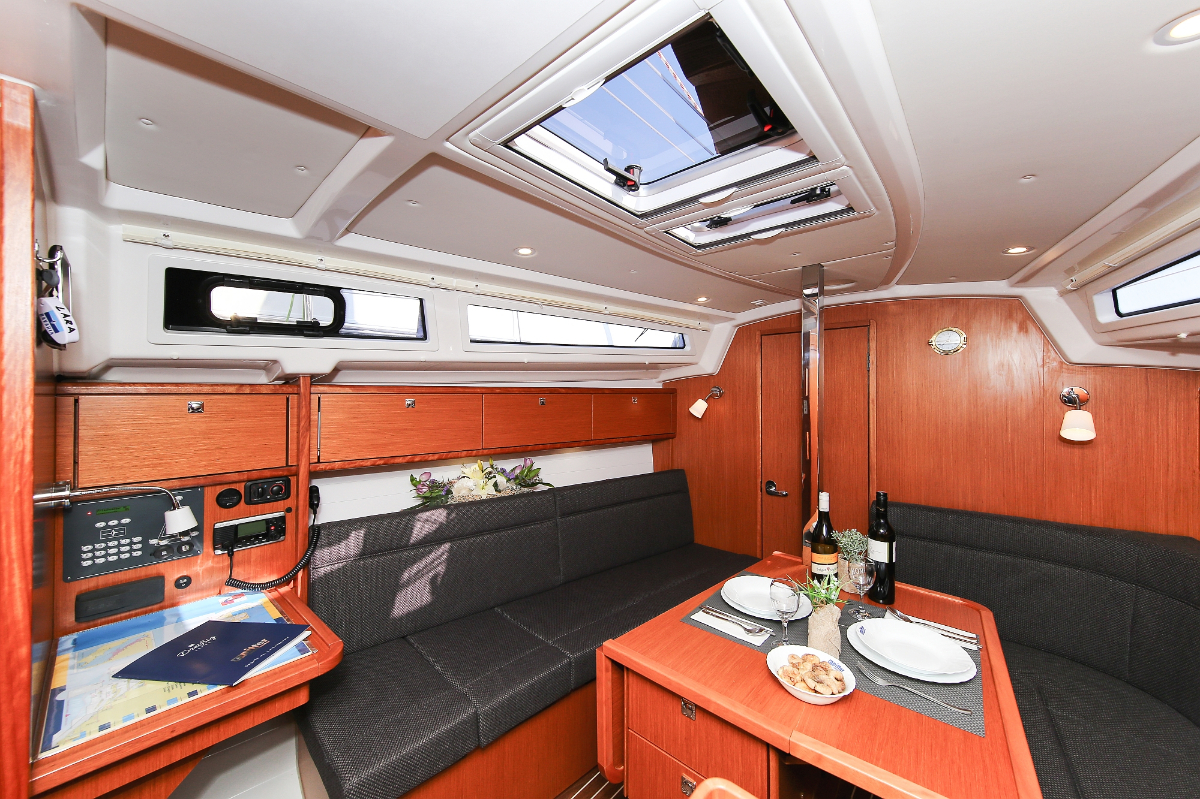 Photo #11 - Bavaria Cruiser 34 - 2 cab. (Lara) in Biograd - 32736