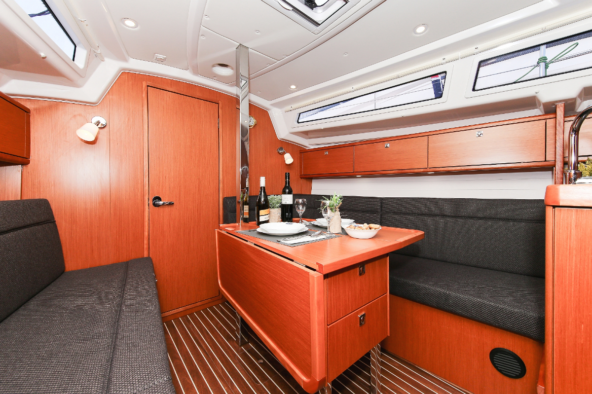 Photo #12 - Bavaria Cruiser 34 - 2 cab. (Lara) in Biograd - 32736