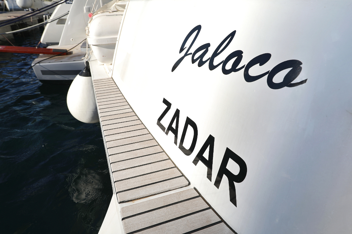 Photo #8 - Lagoon 42 - 4 + 2 cab. (Jaloco) en Murter - 32738