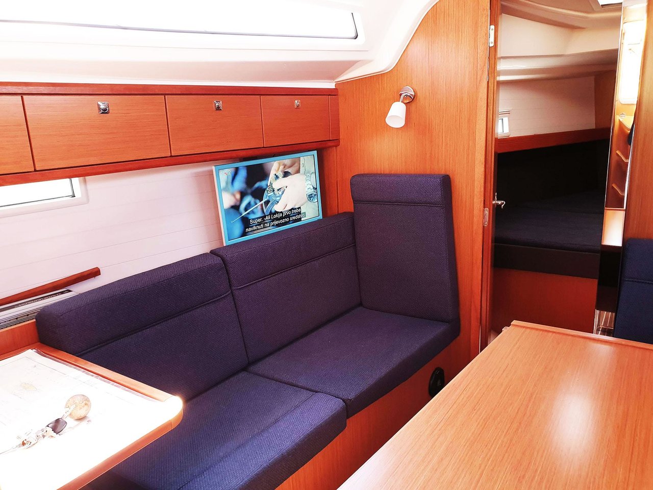 Photo #12 - Bavaria Cruiser 37 - 3 cab. (Smiley) en Split - 32750