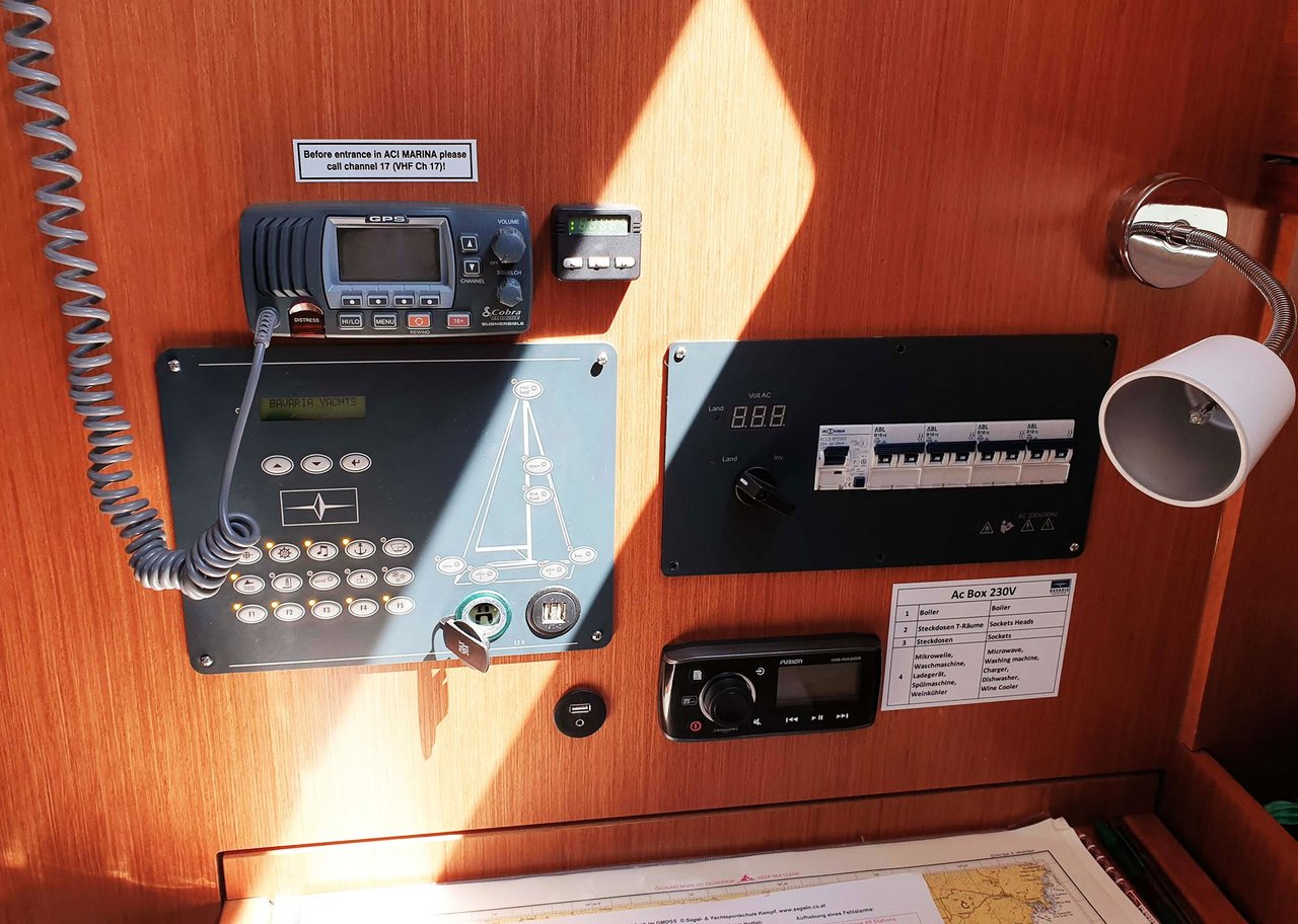Photo #15 - Bavaria Cruiser 37 - 3 cab. (Smiley) en Split - 32750