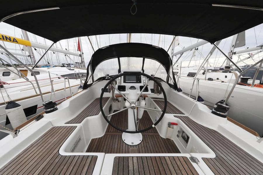 Oceanis 34 (Caprice)  - 22