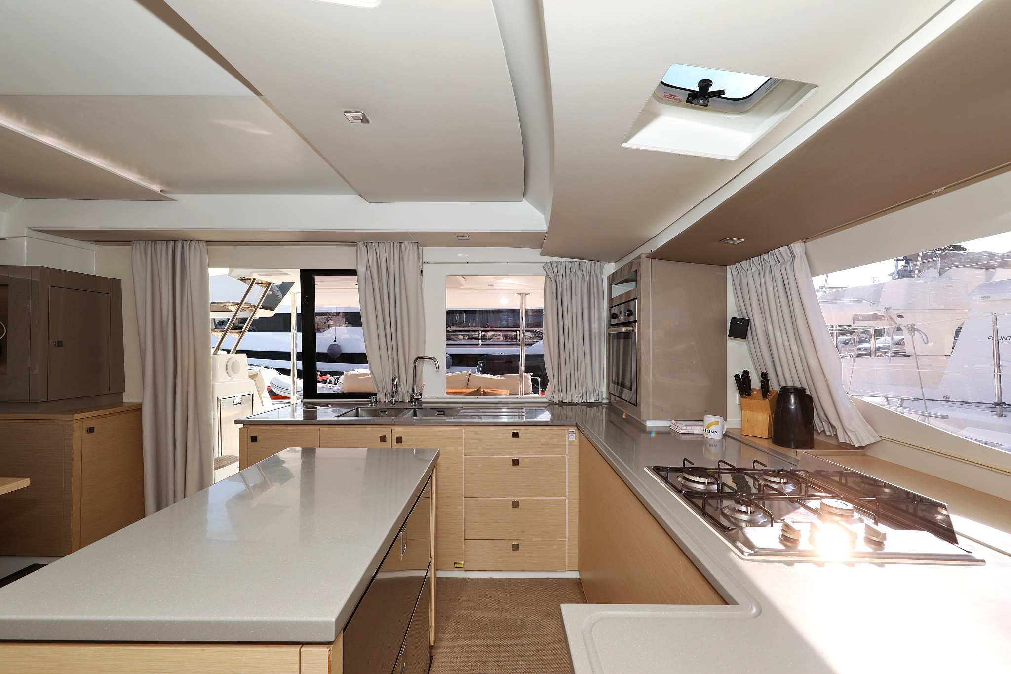 Photo #20 - Fountaine Pajot Saba 50 - 6 + 1 cab. (Feeling Free) in Trogir - 32762