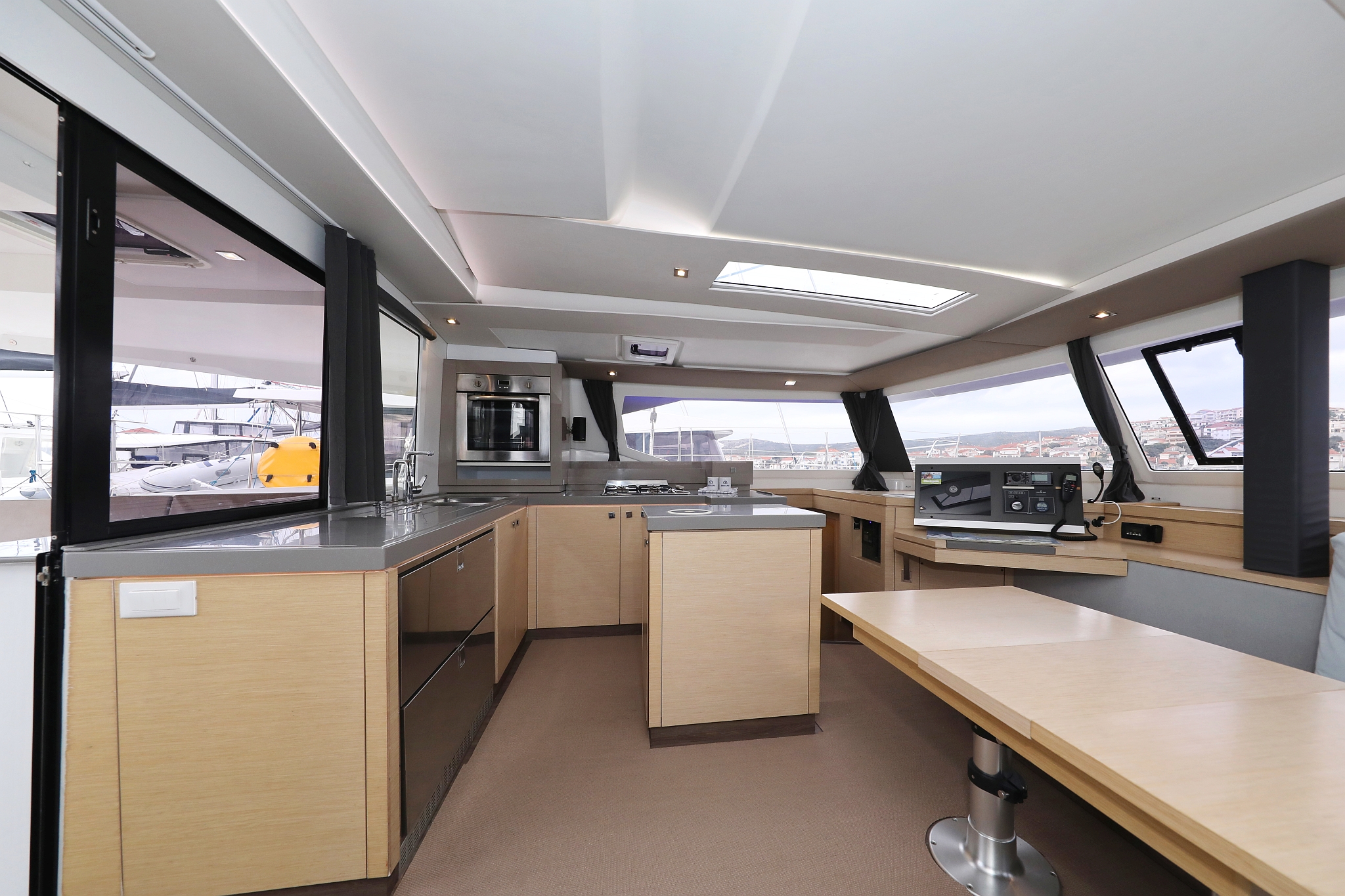 Photo #13 - Fountaine Pajot Saona 47 Quintet - 5 + 1 cab. (Martin V) in Rogoznica - 32764