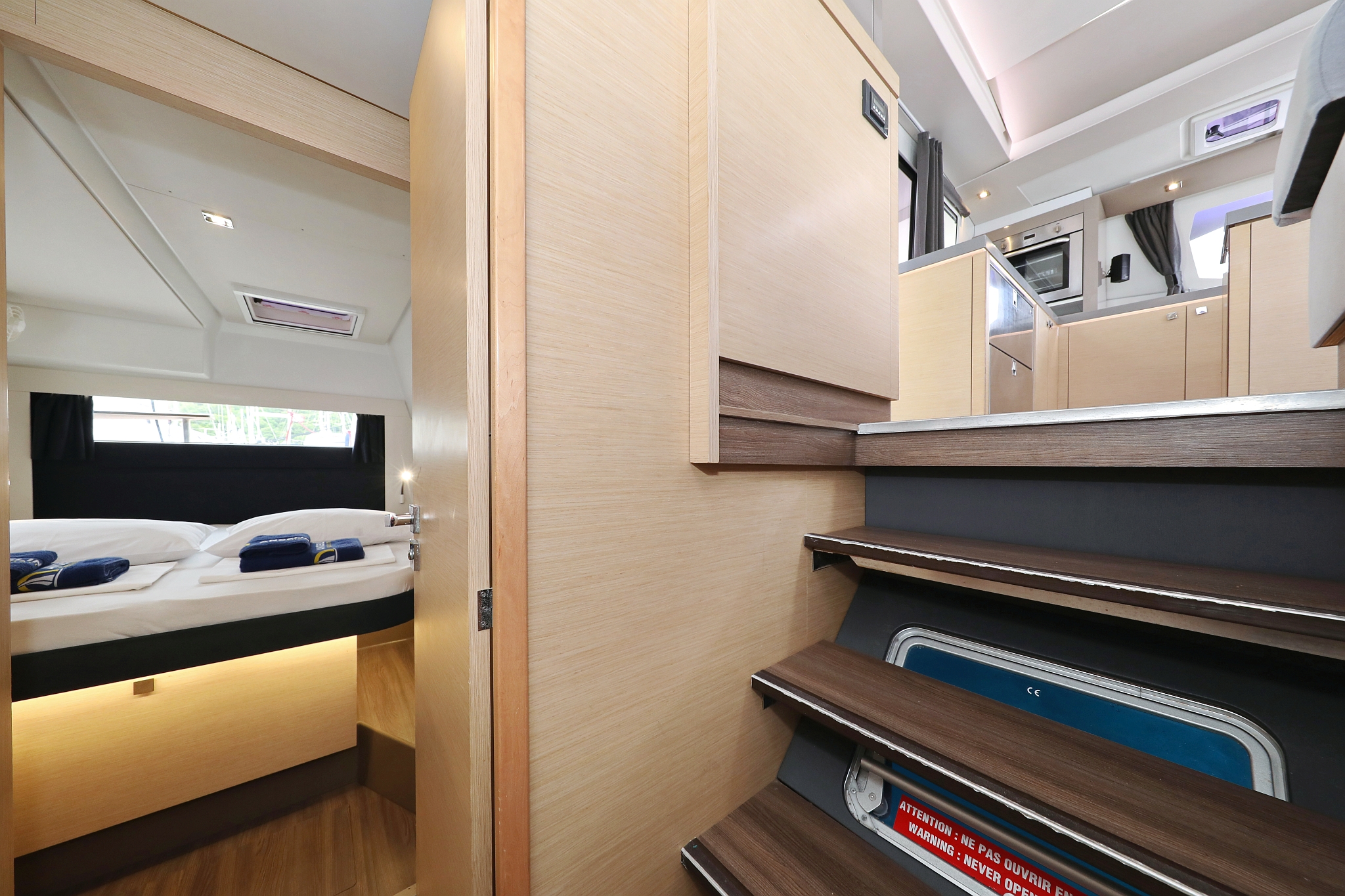 Photo #23 - Fountaine Pajot Saona 47 Quintet - 5 + 1 cab. (Martin V) in Rogoznica - 32764