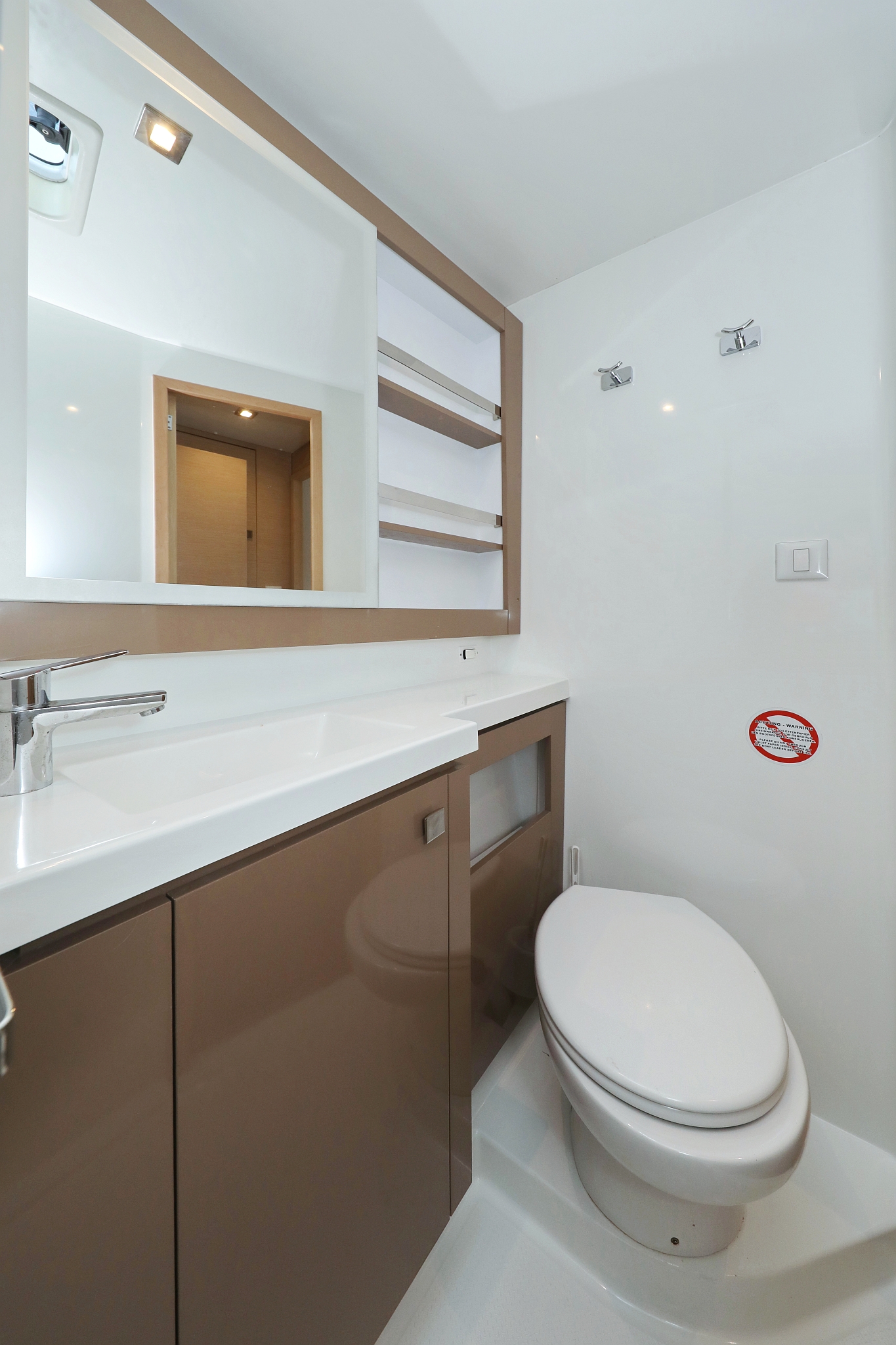 Photo #37 - Fountaine Pajot Saona 47 Quintet - 5 + 1 cab. (Martin V) in Rogoznica - 32764