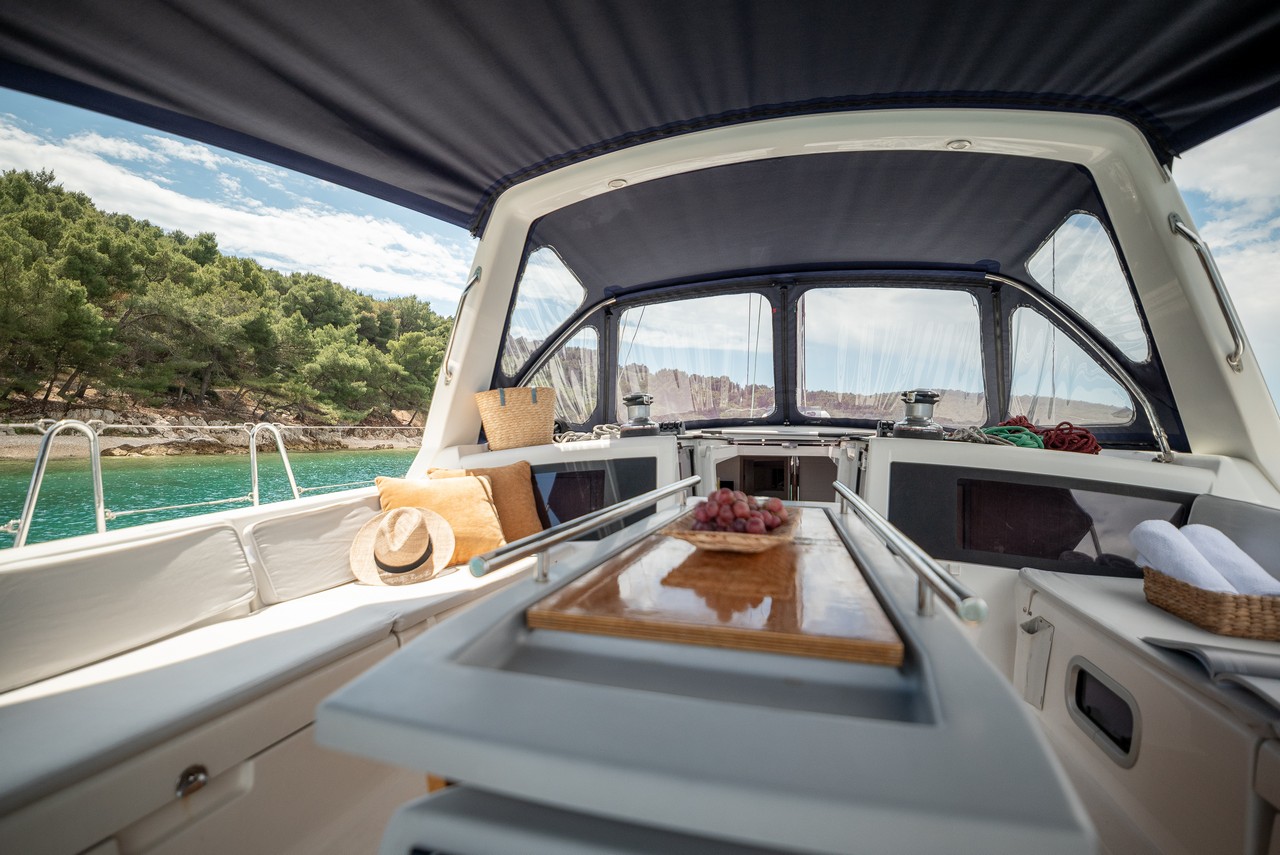 Photo #6 - Oceanis 48 - 4 cab. (Gold One) in Split - 32783