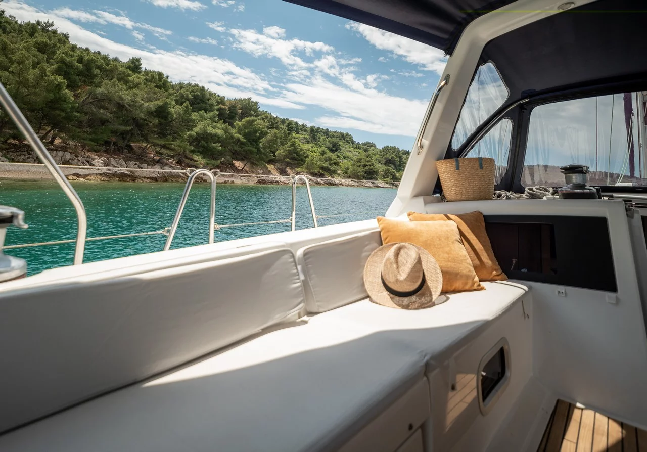 Oceanis 48 - 4 cab. (Gold One)  - 6