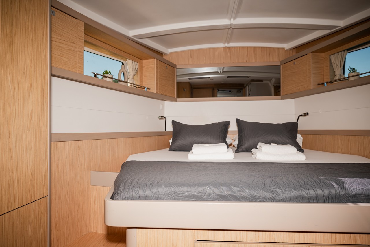 Photo #15 - Oceanis 48 - 4 cab. (Gold One) in Split - 32783