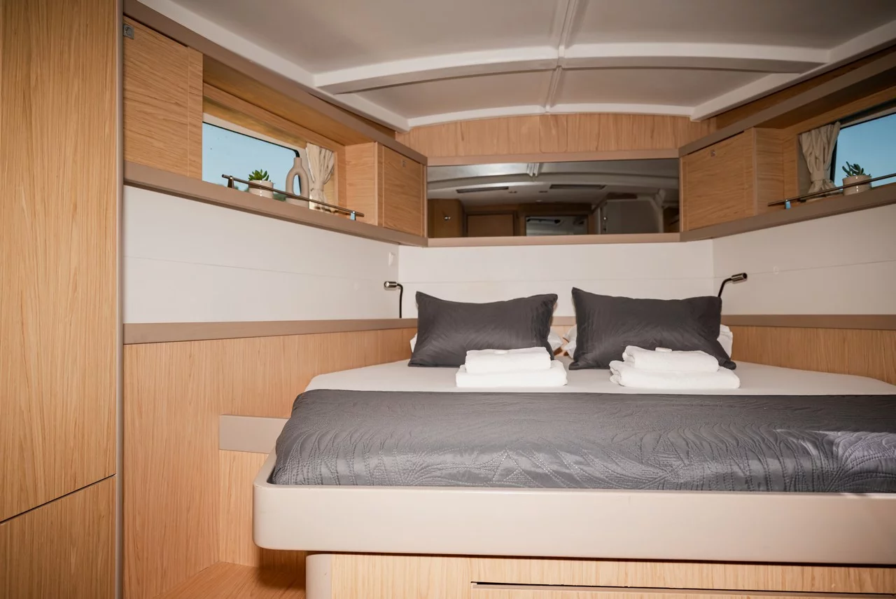 Oceanis 48 - 4 cab. (Gold One)  - 14
