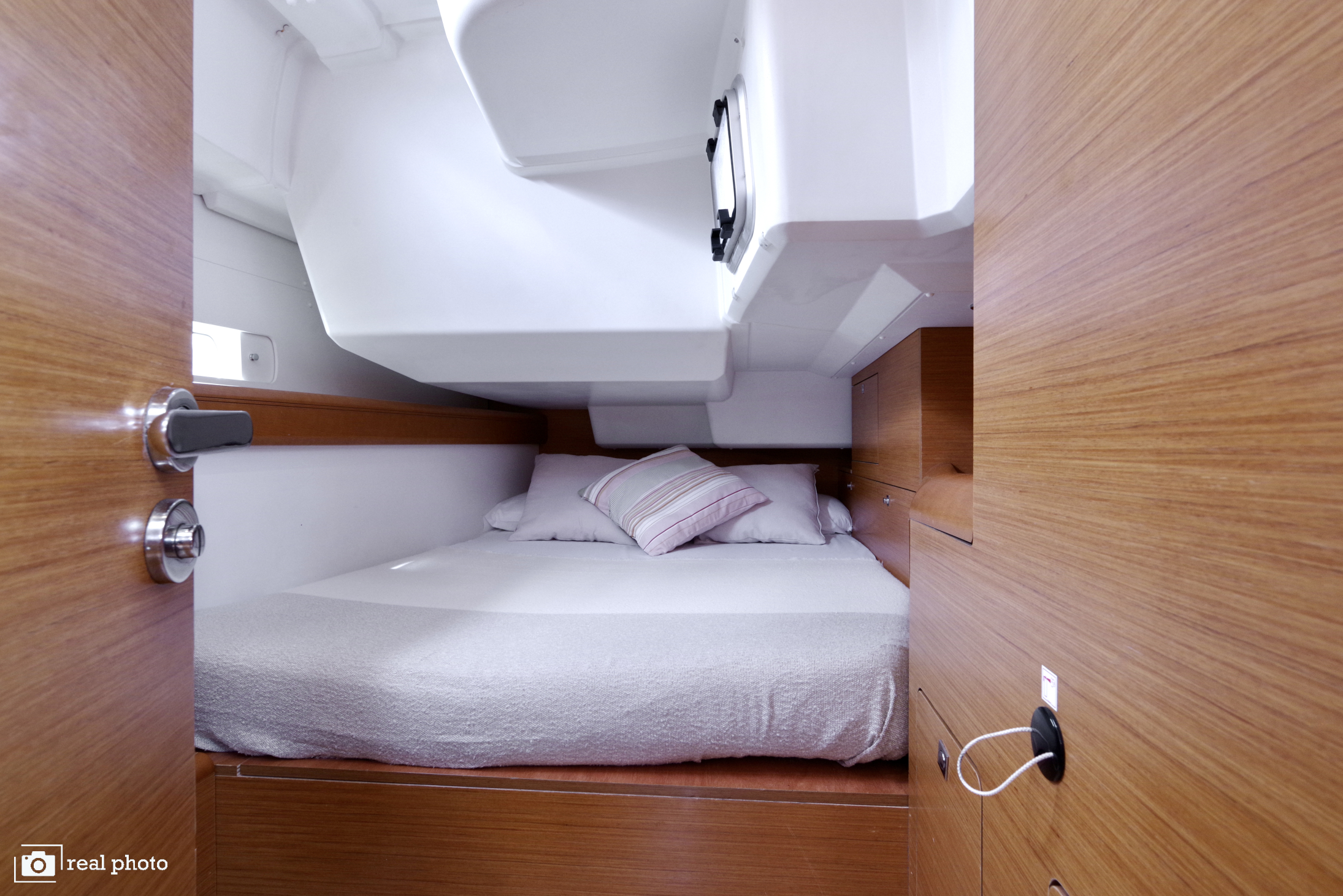 Photo #7 - Sun Odyssey 479 - 4 cab. (Azzurra) in Scarlino  - 32806