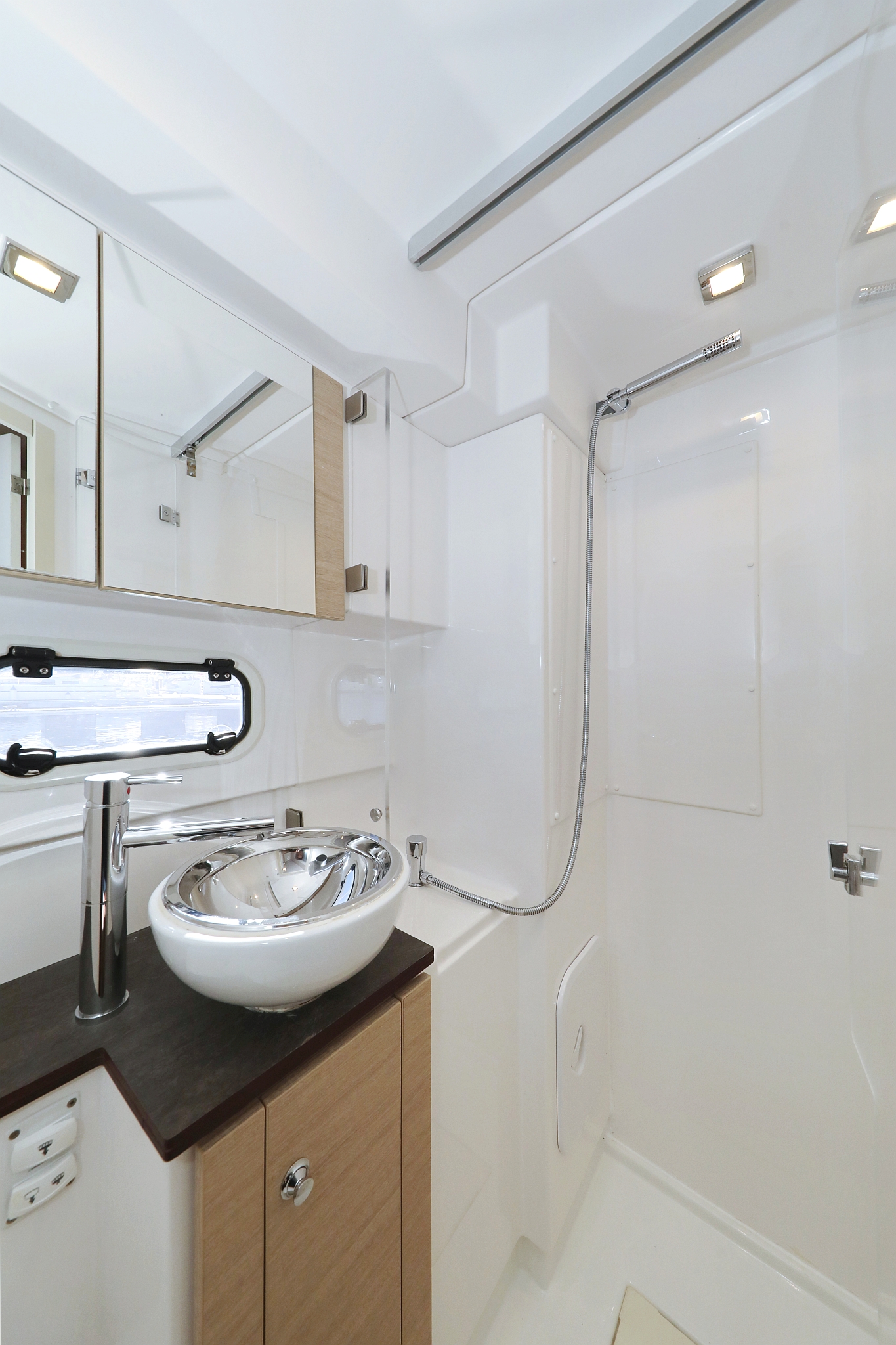 Photo #33 - Bali 4.5 - 4 + 2 cab. (Karina V) en Trogir - 32807