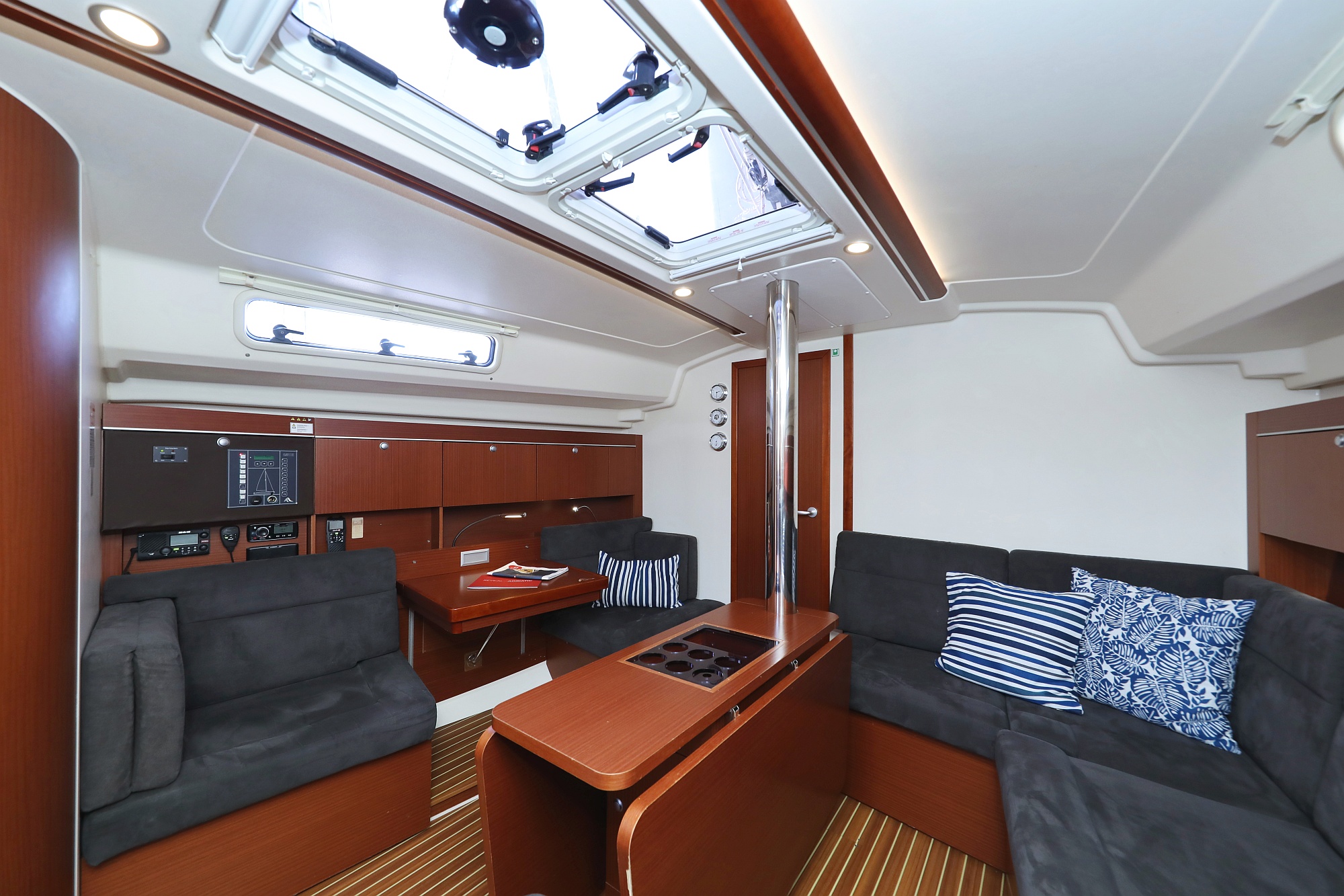 Photo #9 - Hanse 415 (Take a break) in Kastela - 32810
