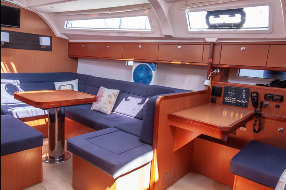 Photo #3 - Bavaria Cruiser 41 - 3 cab. (Quintessa) in Lefkada - 32819