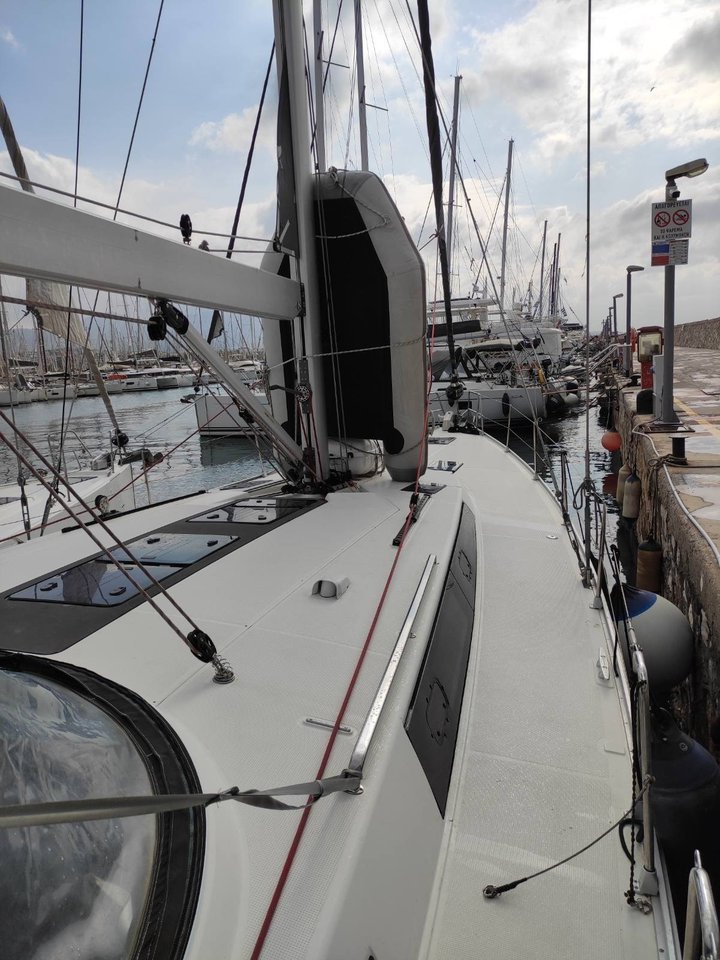 Photo #5 - Bavaria Cruiser 56 - 5 + 1 cab. (Searex) in Athen - 32826