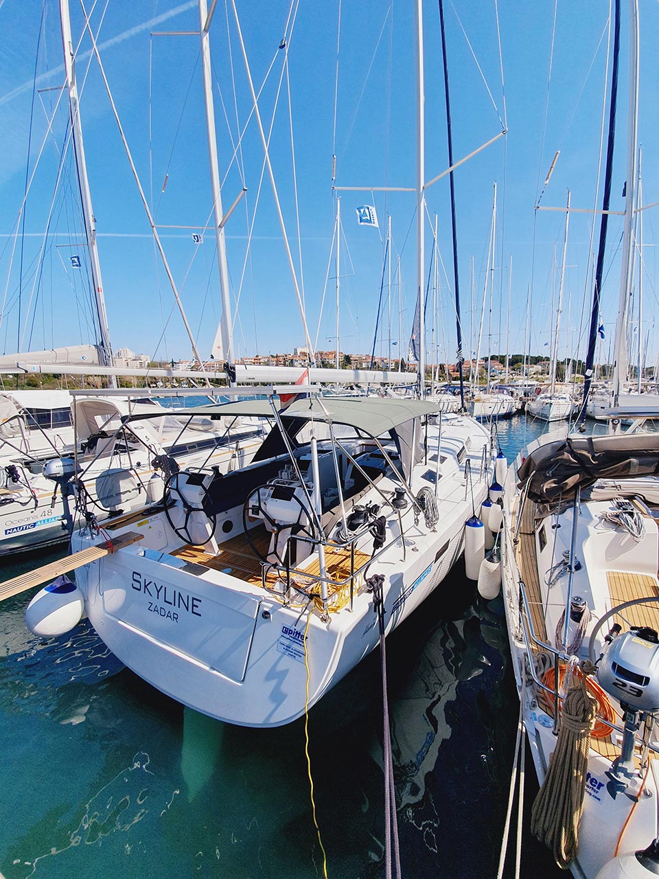 Photo #9 - Hanse 505 - 5 + 1 cab. (Skyline) in Krk - 32856