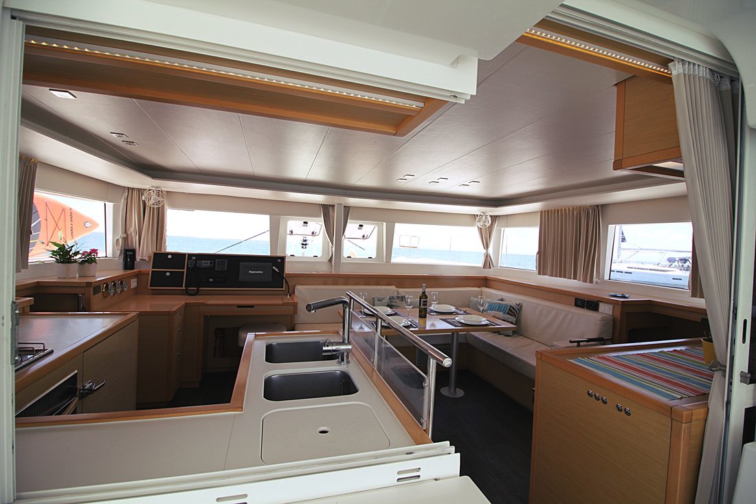 Photo #8 - Lagoon 450 - 4 + 2 cab. (Baccarat) en Athènes - 32858
